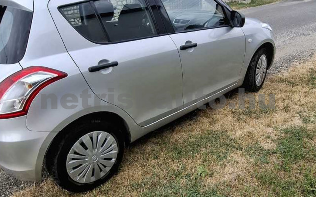 SUZUKI Swift 1.2 GL AC CD/MP3 USB személygépkocsi - 1242cm3 Benzin 121564 6/6