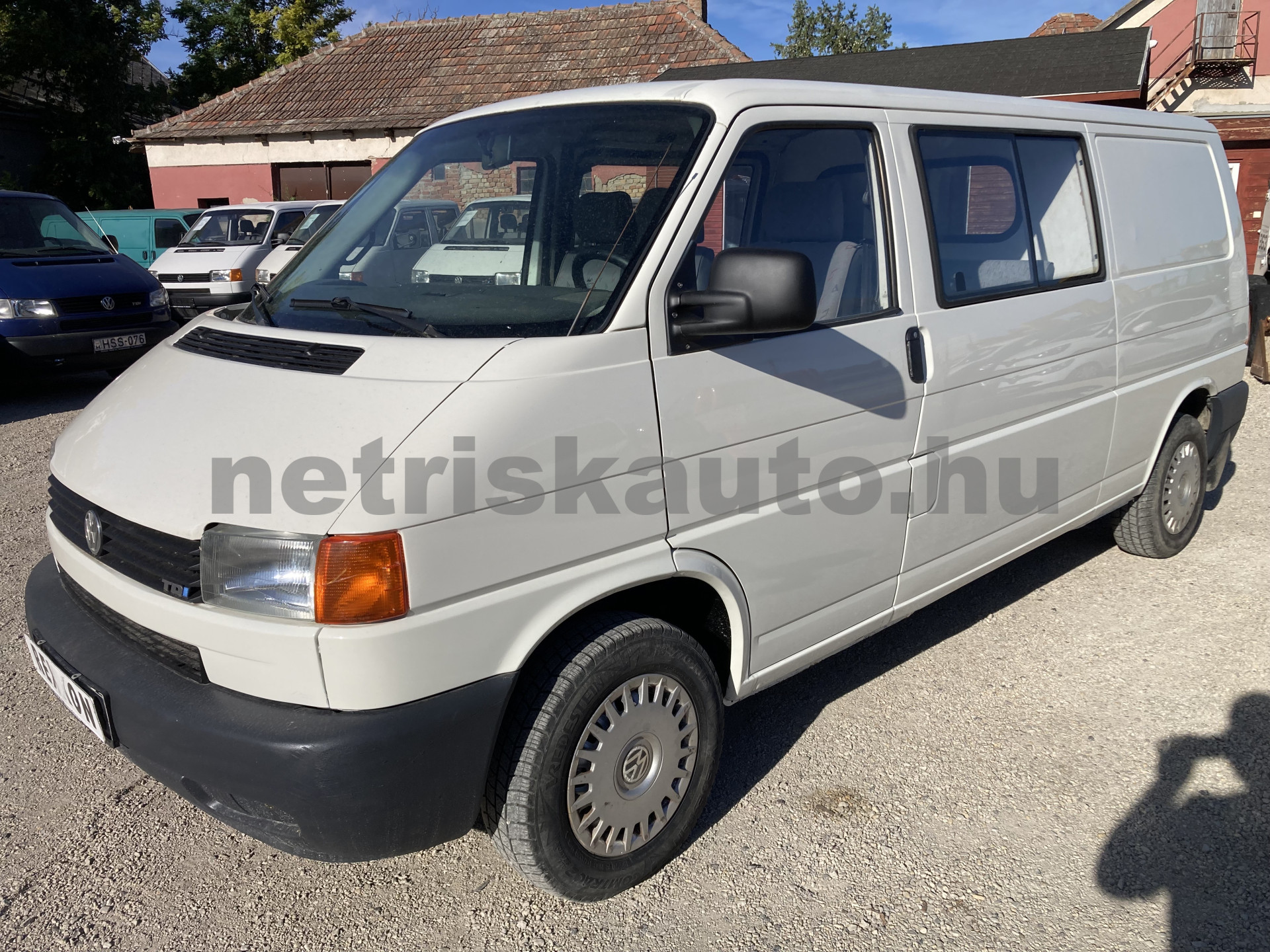 VW Transporter 2.5 Mixto tehergépkocsi 3,5t össztömegig - 2461cm3 Diesel 121552 1/9