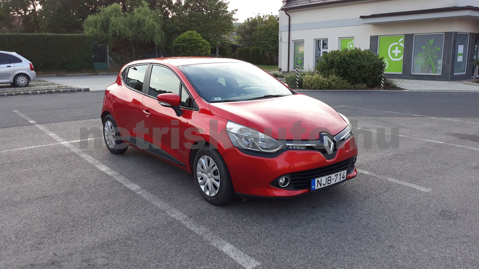 RENAULT Clio IV 1.2 16V KLÍMA TEMPOMAT KARTÁMASZ NAVI személygépkocsi - 1149cm3 Benzin 121539 6/11