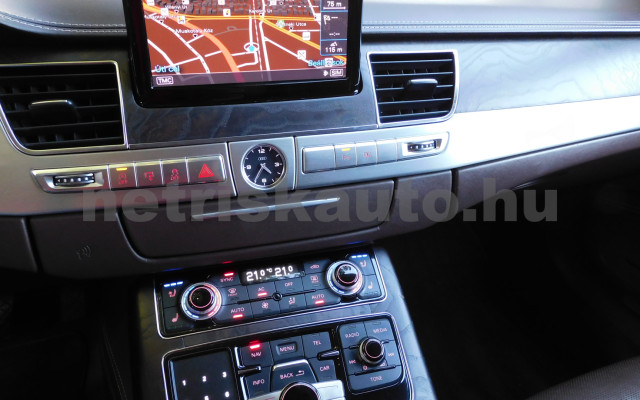 AUDI A8 4.2 V8 TDI DPF quattro tiptronic személygépkocsi - 4134cm3 Diesel 120400 8/12