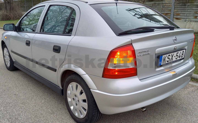 OPEL Astra 1.4 16V Classic II Optima személygépkocsi - 1364cm3 Benzin 120086 7/39