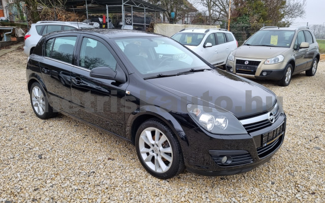 OPEL Astra 1.8 Cosmo személygépkocsi - 1796cm3 Benzin 119993 3/12
