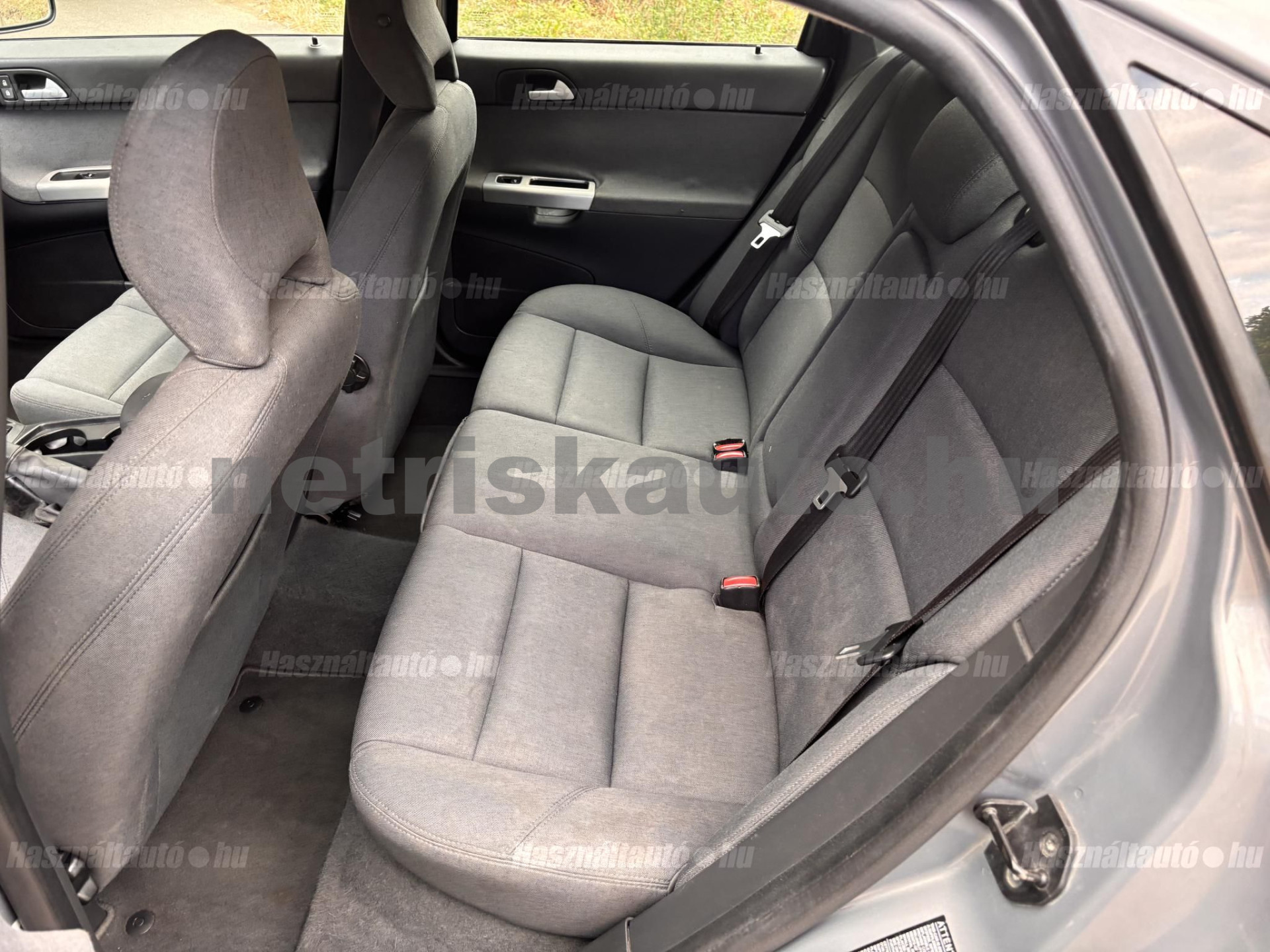 VOLVO S40 1.6 Momentum személygépkocsi - 1596cm3 Benzin 121595 8/9