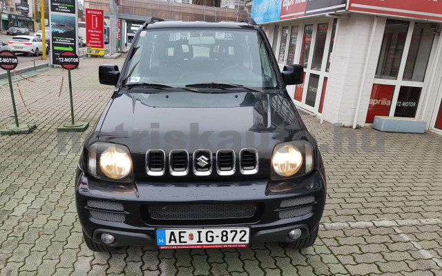 SUZUKI Jimny 1.3 4WD AC CD 15''AW személygépkocsi - 1328cm3 Benzin 121353 3/12