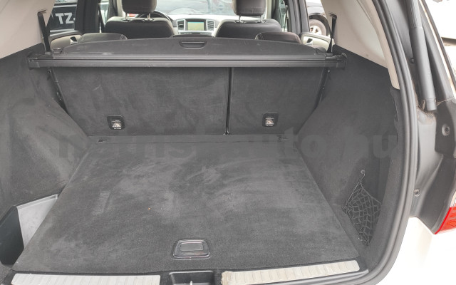 MERCEDES-BENZ M-osztály ML 350 BlueTEC Aut. személygépkocsi - 2987cm3 Diesel 121392 10/12