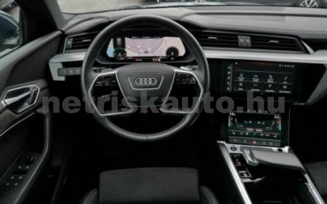 AUDI e-tron személygépkocsi - cm3 Kizárólag elektromos 117166 6/7