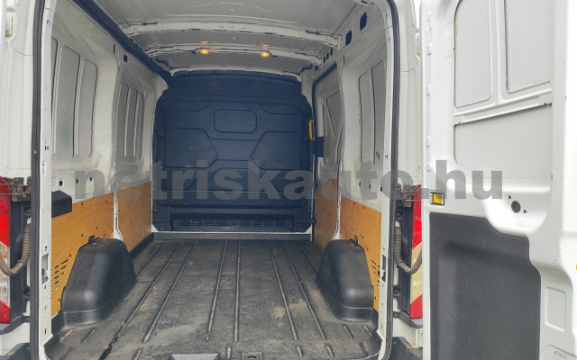 FORD Transit 2.0 TDCi 350 MWB Trend tehergépkocsi 3,5t össztömegig - 1998cm3 Diesel 121507 10/12