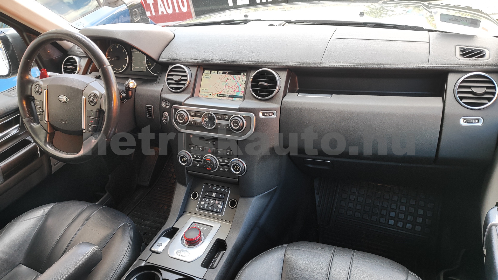 LAND ROVER Discovery 3.0 SDV6 HSE Aut. [7 személy] személygépkocsi - 2993cm3 Diesel 121499 8/12