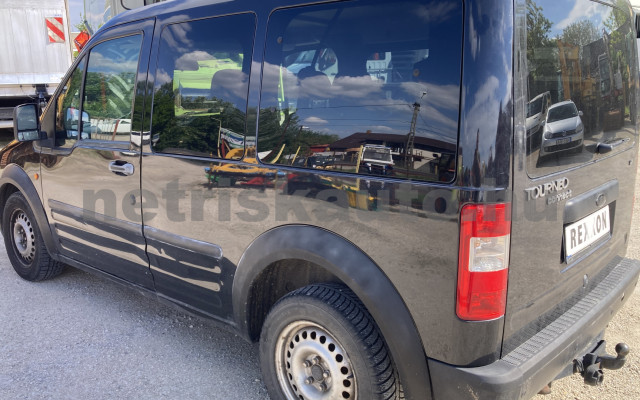 FORD CONNECT Tourneo1.8 TDCi 200 SWB Comfort MAGYAR,KLÍMÁS,GYORSAN ELVIHETŐ személygépkocsi - 1753cm3 Diesel 121145 4/9