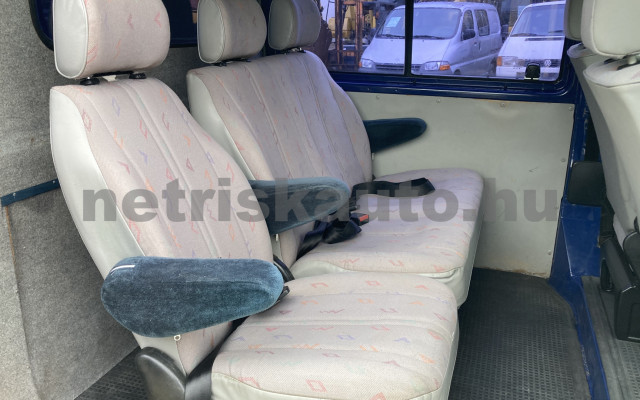 VW Transporter 2.5 Trans Van tehergépkocsi 3,5t össztömegig - 2461cm3 Diesel 121337 8/9
