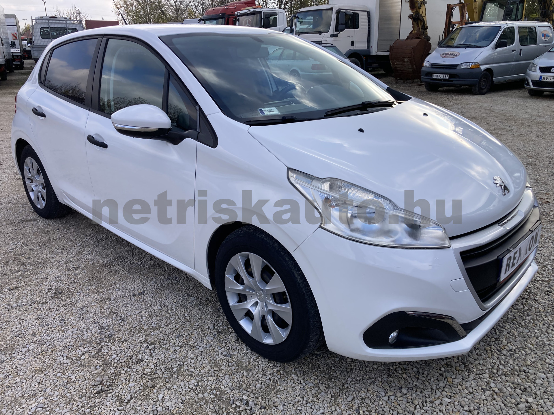 PEUGEOT 208 1.6 BlueHDi Van tehergépkocsi 3,5t össztömegig - 1560cm3 Diesel 121449 1/9