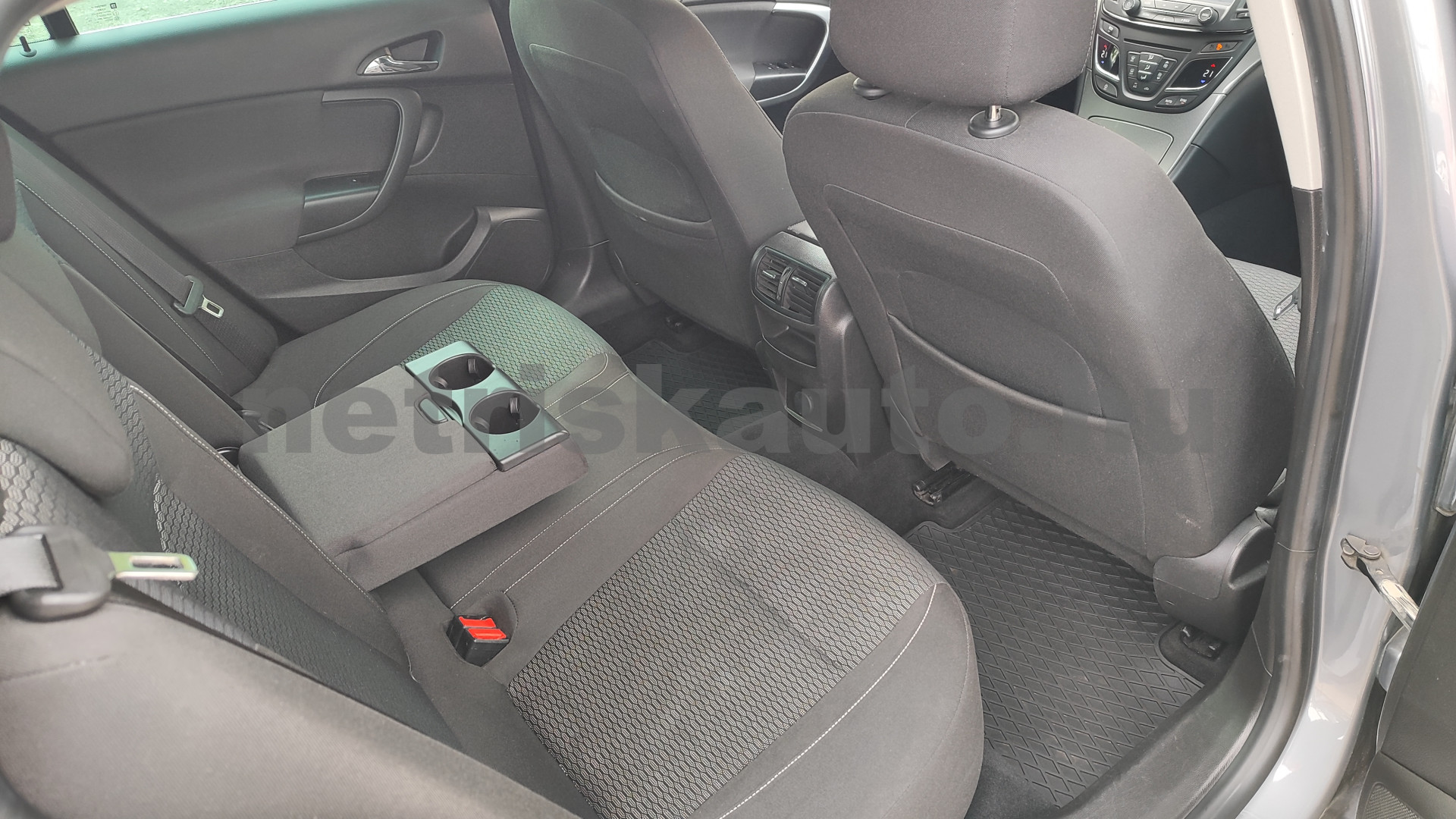 OPEL Insignia 2.0 CDTI Start/Stop személygépkocsi - 1956cm3 Diesel 121439 9/12