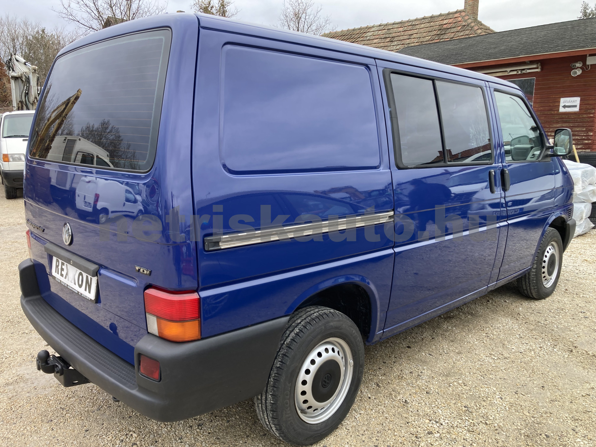 VW Transporter 2.5 Trans Van tehergépkocsi 3,5t össztömegig - 2461cm3 Diesel 121337 4/9