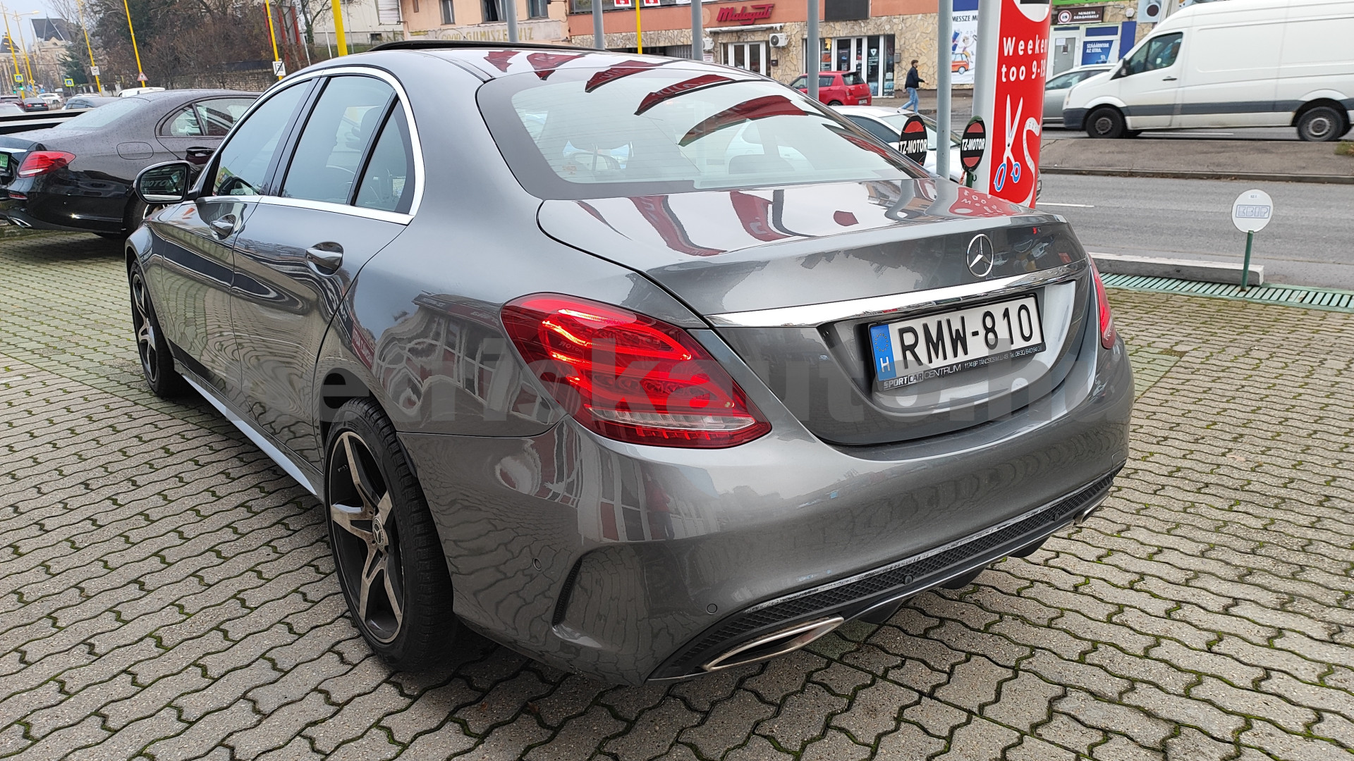 MERCEDES-BENZ C-osztály C 200 4Matic 9G-TRONIC személygépkocsi - 1991cm3 Benzin 121345 2/12