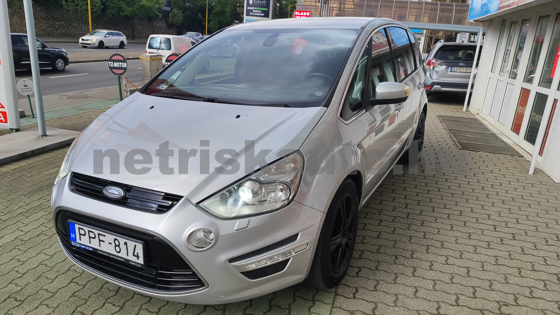 FORD S-Max 2.2 TDCi Titanium Aut. személygépkocsi - 2179cm3 Diesel 121451 11/12