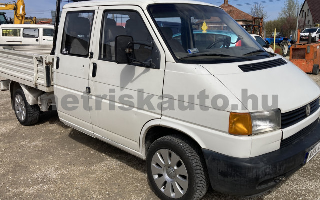 VW Transporter 1.9 7DM 1H2 F tehergépkocsi 3,5t össztömegig - 1896cm3 Diesel 120116 2/9