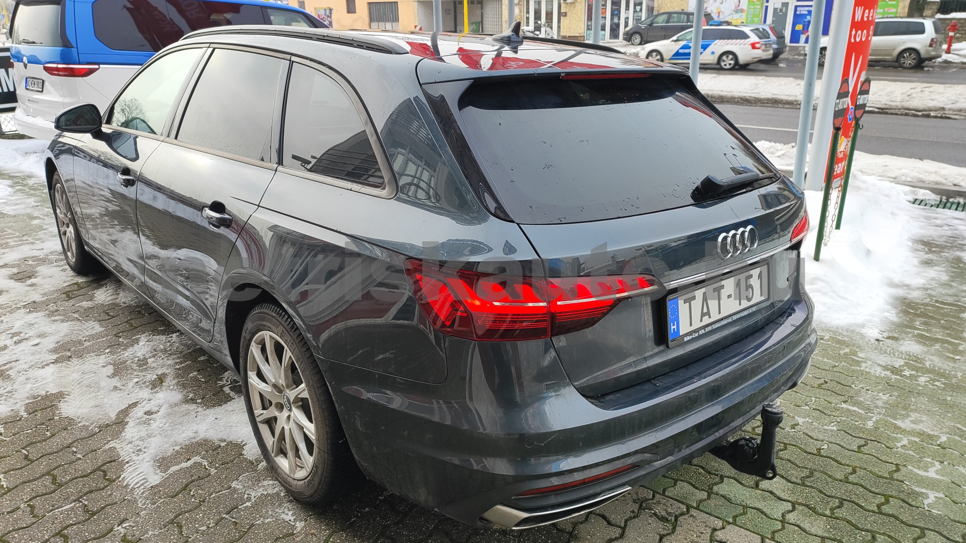 AUDI A4 40 TDI Sport quattro S-tronic személygépkocsi - 1968cm3 Diesel 121371 2/12