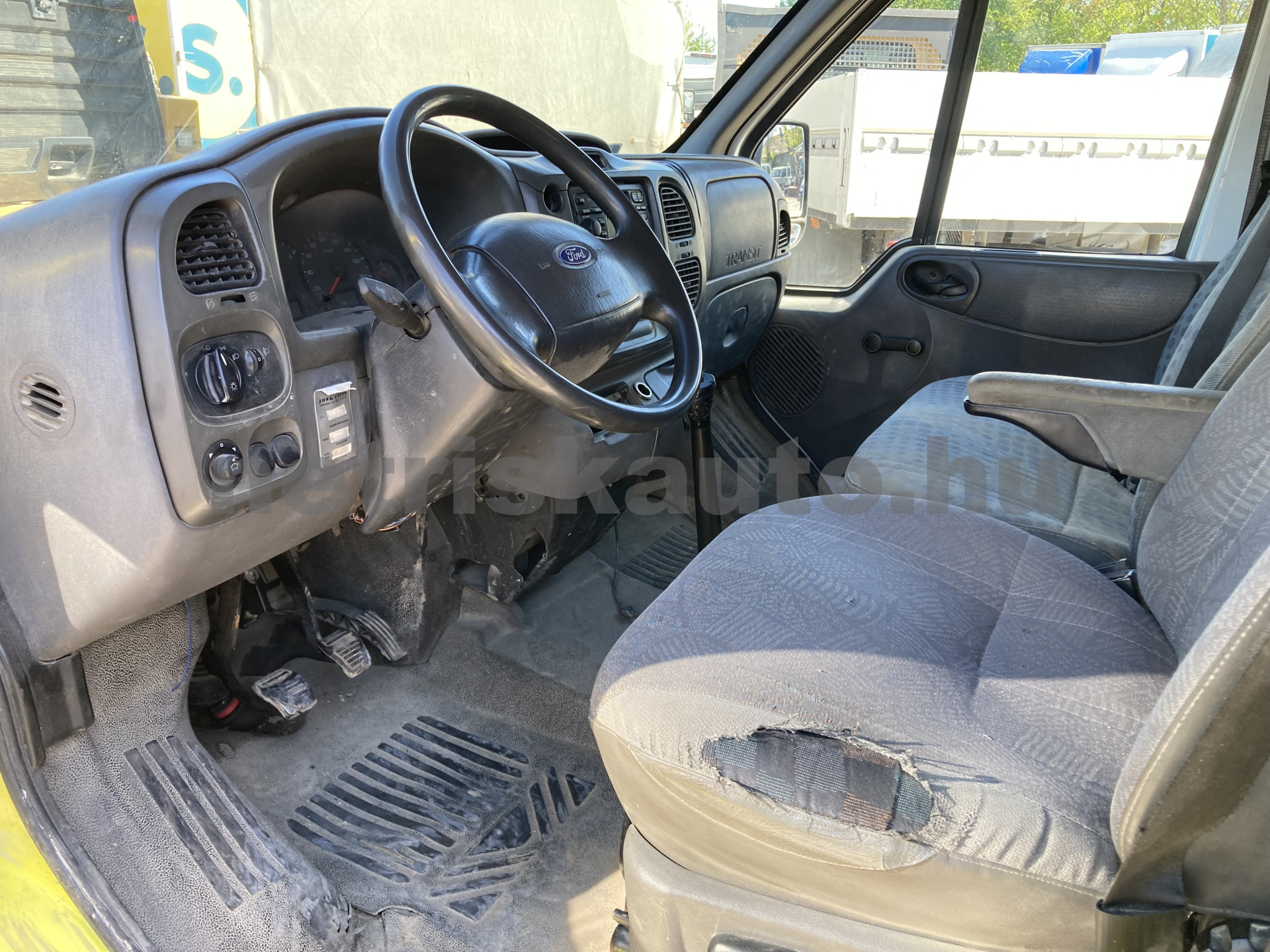 FORD Transit 2.4 TDCi 350 L EF TDCi tehergépkocsi 3,5t össztömegig - 2402cm3 Diesel 121460 8/10