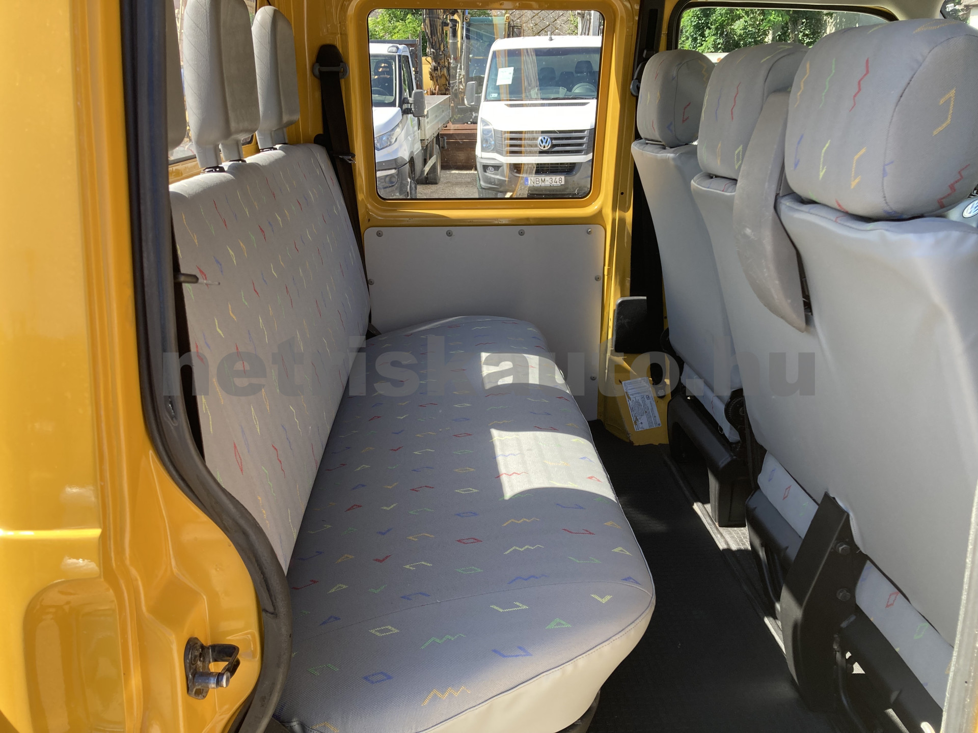 VW Transporter 2.4 7DM 1Z2 F tehergépkocsi 3,5t össztömegig - 2370cm3 Diesel 121500 9/9