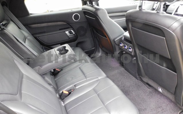 LAND ROVER Discovery 3.0 SDV6 HSE Aut. [7 személy] személygépkocsi - 2993cm3 Diesel 119837 9/12