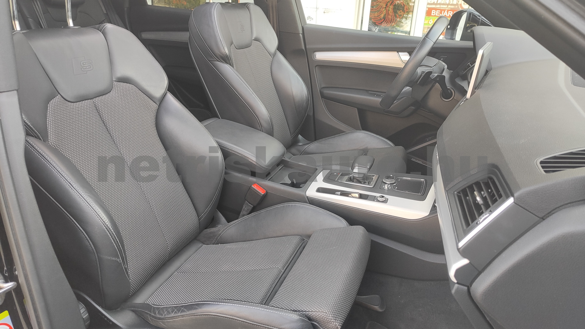 AUDI Q5 40 TDI Sport quattro S-tronic személygépkocsi - 1968cm3 Diesel 121548 10/12