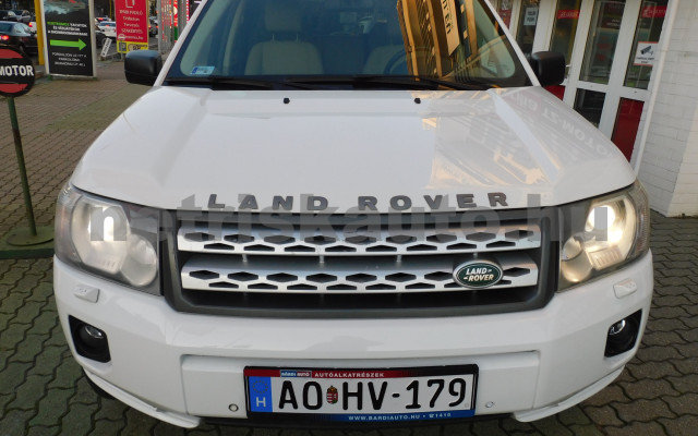 LAND ROVER Freelander 2.2 SD4 S Aut. személygépkocsi - 2179cm3 Diesel 121322 3/12