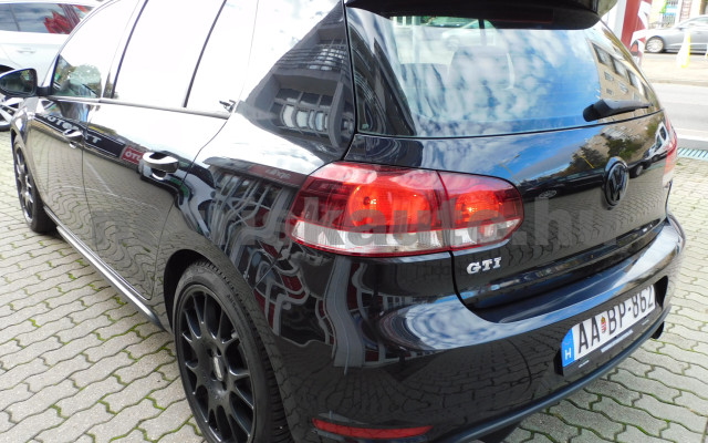 VW Golf 2.0 TSI GTI személygépkocsi - 1984cm3 Benzin 120472 3/12