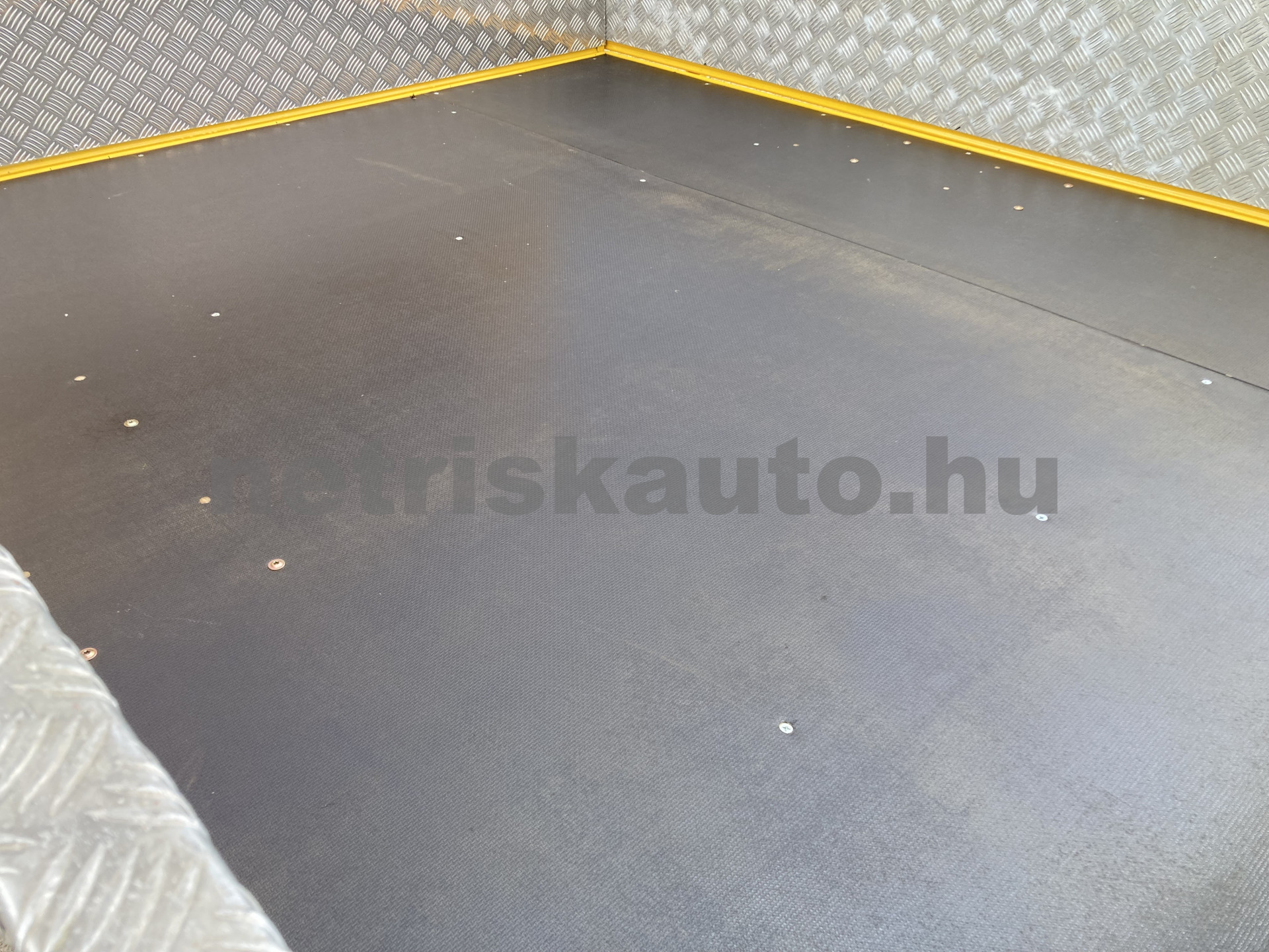VW Transporter 2.5 7DM 1T2 tehergépkocsi 3,5t össztömegig - 2461cm3 Diesel 121508 5/9