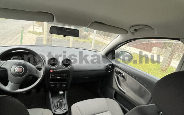 SEAT Ibiza 1.4 16V Reference személygépkocsi - 1390cm3 Benzin 121344 10/12