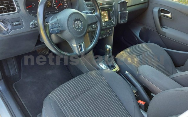 VW Polo 1.4 85 Highline DSG személygépkocsi - 1390cm3 Benzin 119656 11/36