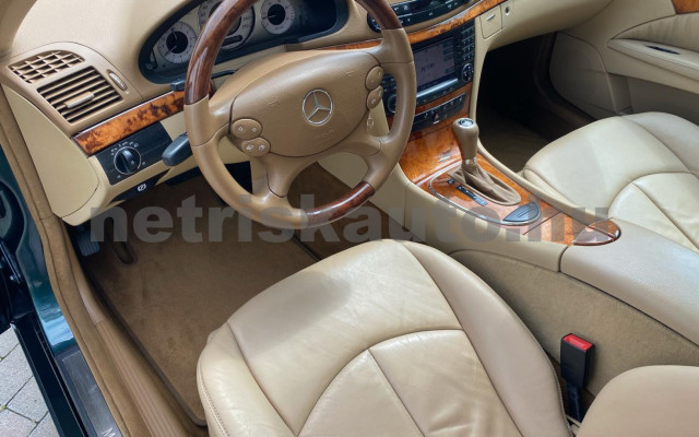 MERCEDES-BENZ E-osztály E 300 BLUETEC Elegance Aut. személygépkocsi - 2987cm3 Diesel 120178 11/39