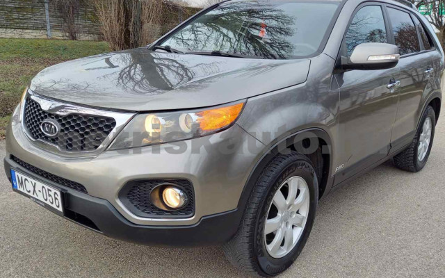 KIA SORENTO személygépkocsi - 2199cm3 Diesel 120037 2/43