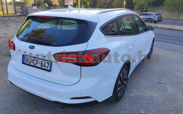 FORD Focus Kombi 1.5 TDCi tehergépkocsi 3,5t össztömegig - 1499cm3 Diesel 121604 12/12