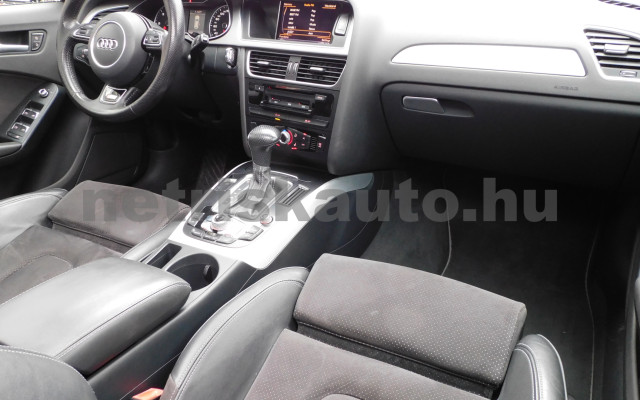 AUDI A4 3.0 V6 TDI multitronic személygépkocsi - 2967cm3 Diesel 121094 9/12