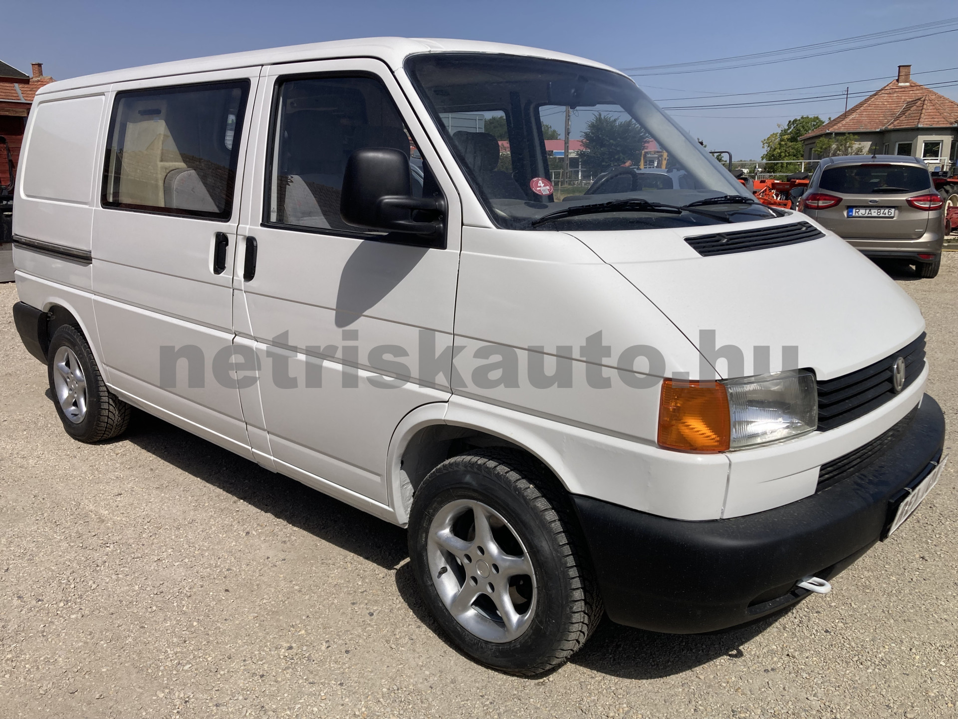 VW Transporter 1.9 Basic Mixto tehergépkocsi 3,5t össztömegig - 1896cm3 Diesel 121555 1/9