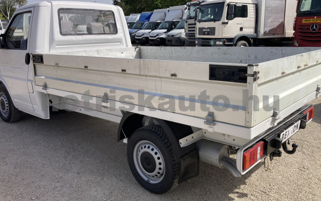 VW Transporter 2.5 7DE 1K2 F tehergépkocsi 3,5t össztömegig - 2461cm3 Diesel 121556 4/8