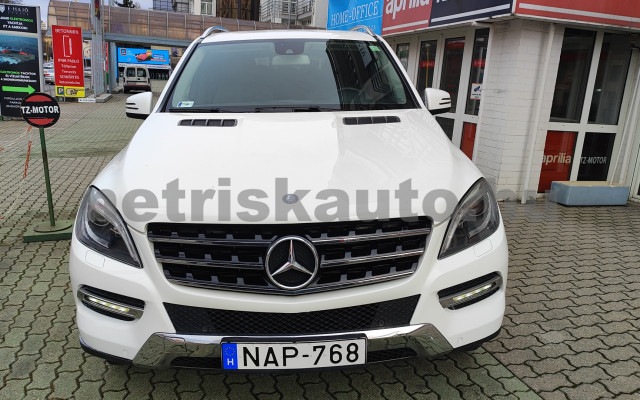MERCEDES-BENZ M-osztály ML 350 BlueTEC Aut. személygépkocsi - 2987cm3 Diesel 121392 3/12