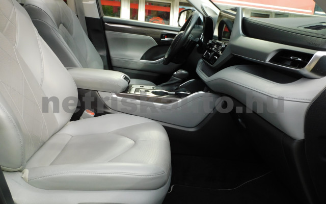 TOYOTA Highlander 2.5 Hybrid Executive CVT személygépkocsi - 2487cm3 Hybrid 121089 8/12