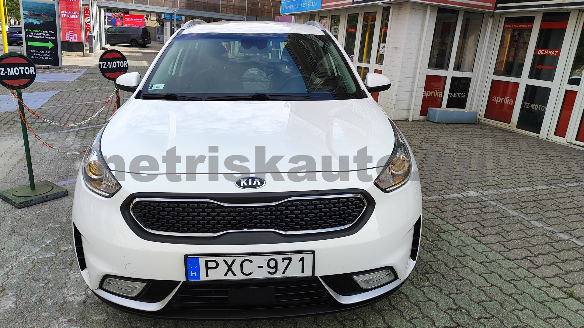 KIA Niro 1.6 GDI LX DCT személygépkocsi - 1580cm3 Hybrid 121487 3/12