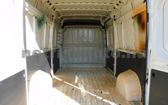 PEUGEOT Boxer 2.0 BHDI 350 FT L3H2 Access E6 tehergépkocsi 3,5t össztömegig - 1997cm3 Diesel 120078 11/12