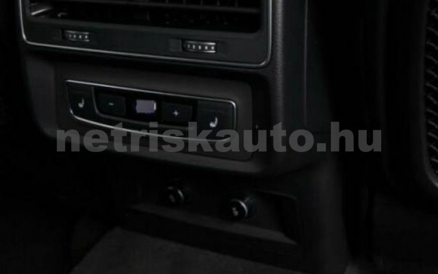 AUDI Q8 személygépkocsi - 2995cm3 Hybrid 116904 6/7