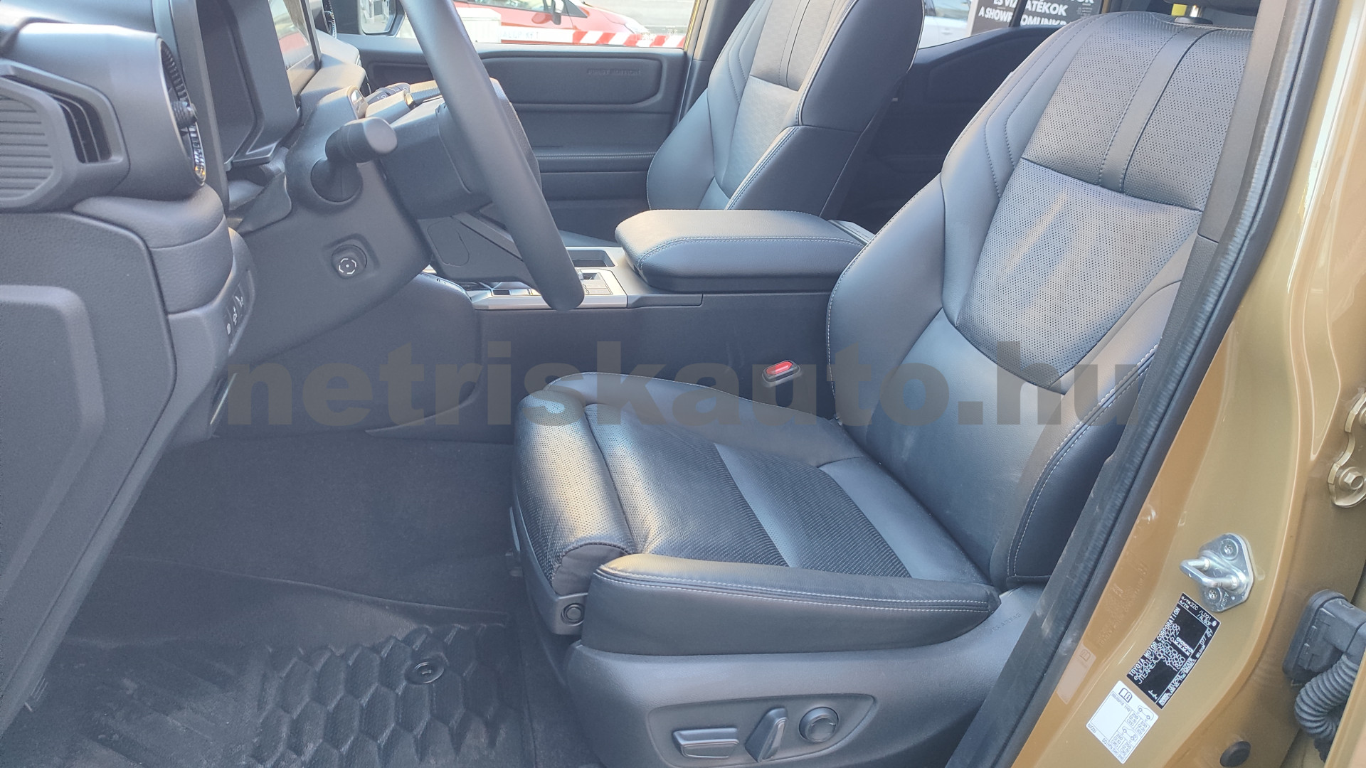TOYOTA Land Cruiser 2.8 D-4D First Edition Aut. [7sz] személygépkocsi - 2754cm3 Diesel 121601 5/12