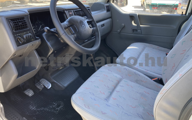 VW TRANSPORTER T4 2.5 7DB 1T2 HOSSZÚ 9 FŐS BUSZ,MAGYAR,GYORSAN ELVIHETŐ személygépkocsi - 2459cm3 Diesel 121542 6/10