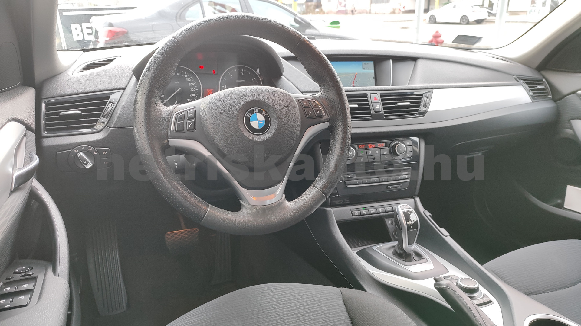 BMW X1 X1 xDrive20d Aut. személygépkocsi - 1995cm3 Diesel 121270 6/12