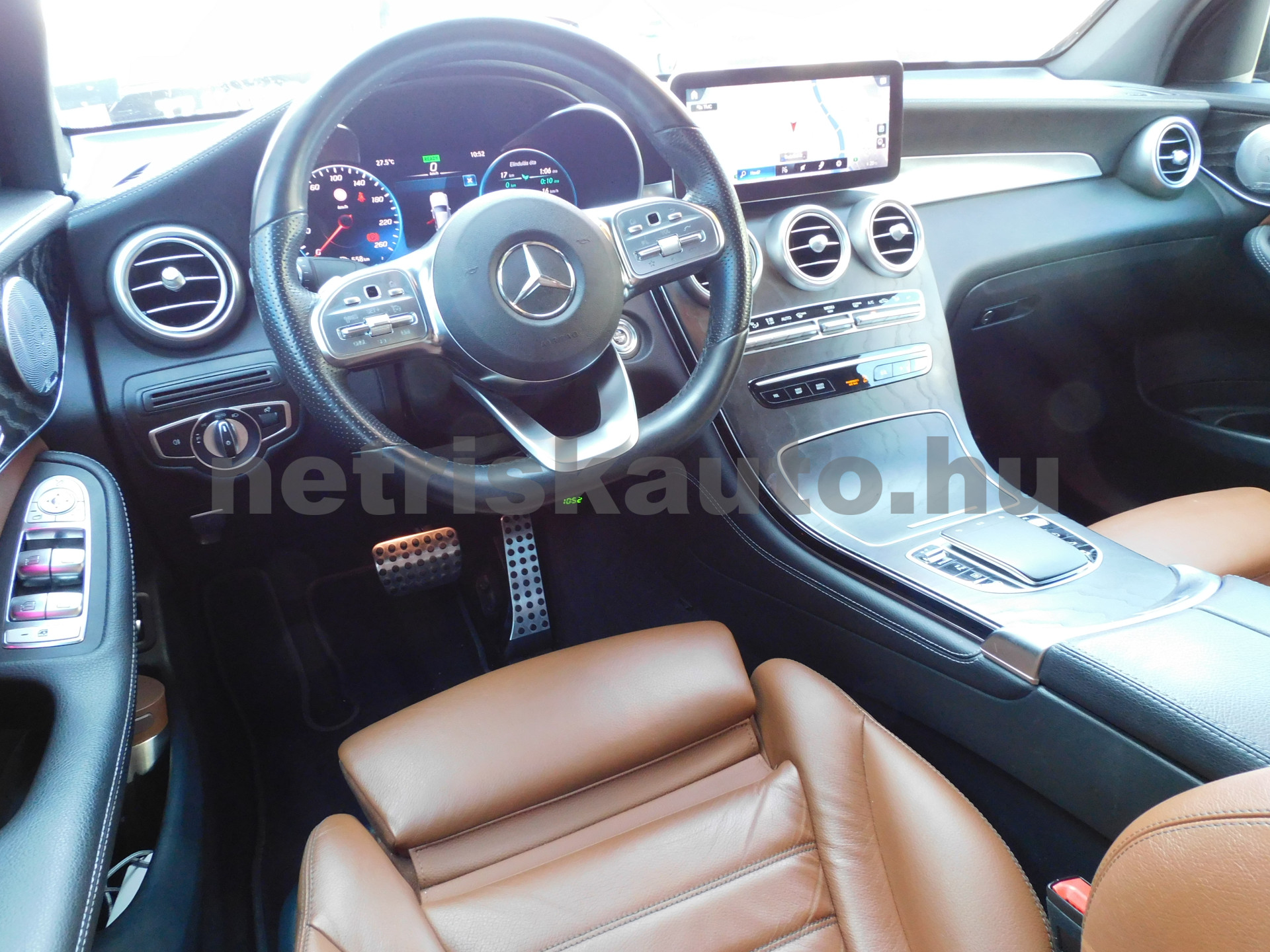 MERCEDES-BENZ GLC-osztály GLC 200 4Matic EQ Boost 9G-TRONIC személygépkocsi - 1991cm3 Hybrid 121240 5/12