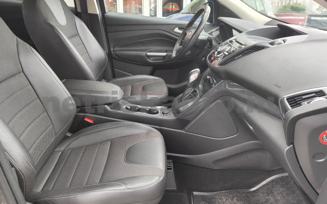 FORD Kuga 2.0 TDCi Titanium Plus Powershift személygépkocsi - 1997cm3 Diesel 121492 8/12