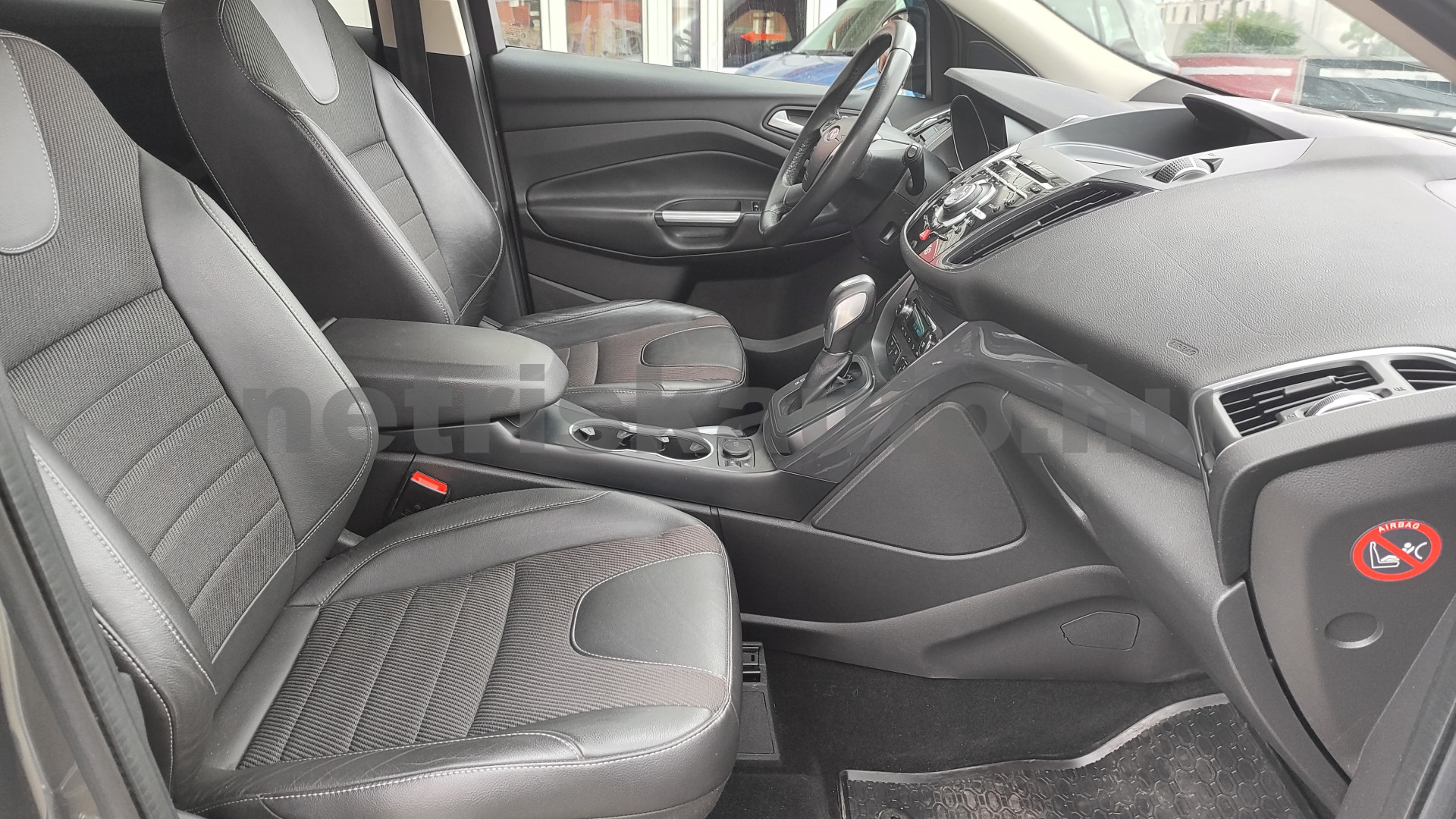 FORD Kuga 2.0 TDCi Titanium Plus Powershift személygépkocsi - 1997cm3 Diesel 121492 8/12