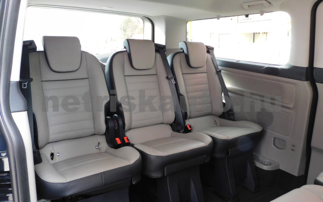 FORD Transit Custom 2.0 TDCi Tourneo 320 L2H1 Tit. A. tehergépkocsi 3,5t össztömegig - 1997cm3 Diesel 120054 9/12
