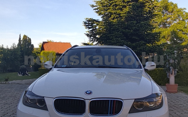 BMW 3-as sorozat 318d személygépkocsi - 1995cm3 Diesel 121493 12/12