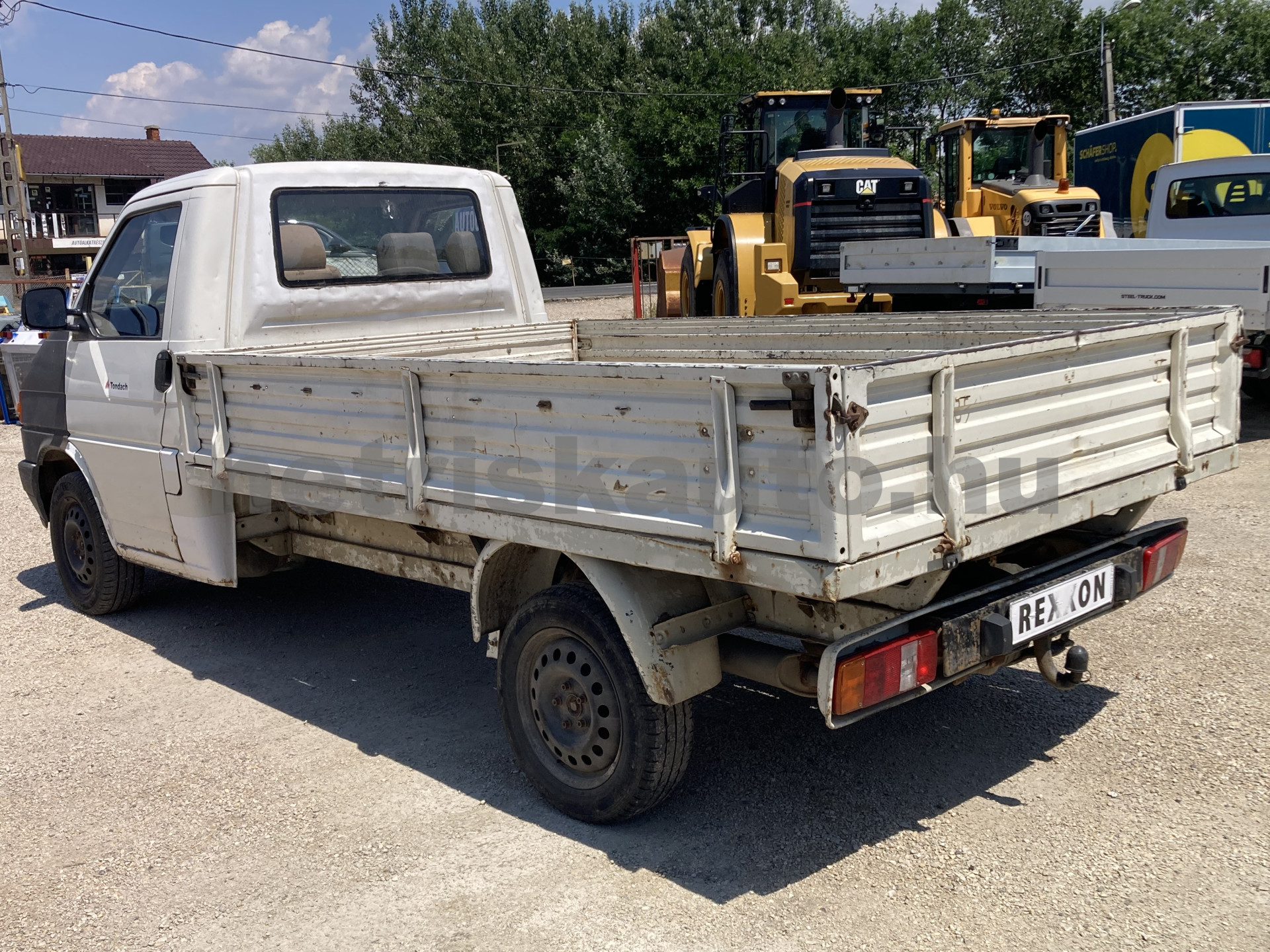 VW Transporter 2.4 70E 1F5 F tehergépkocsi 3,5t össztömegig - 2370cm3 Diesel 121511 2/8
